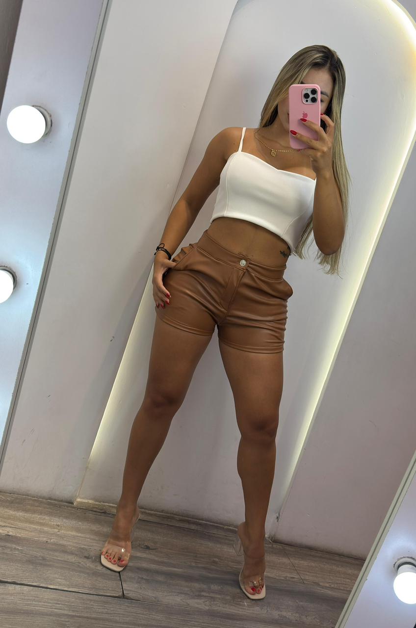 SHORT TIPO CUERO